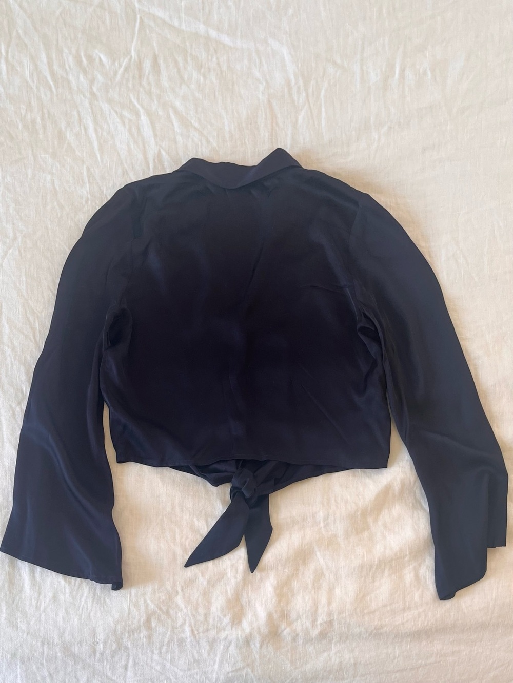L’Agence Roxane tie front silky top midnight navy blue small - Picture 9 of 11
